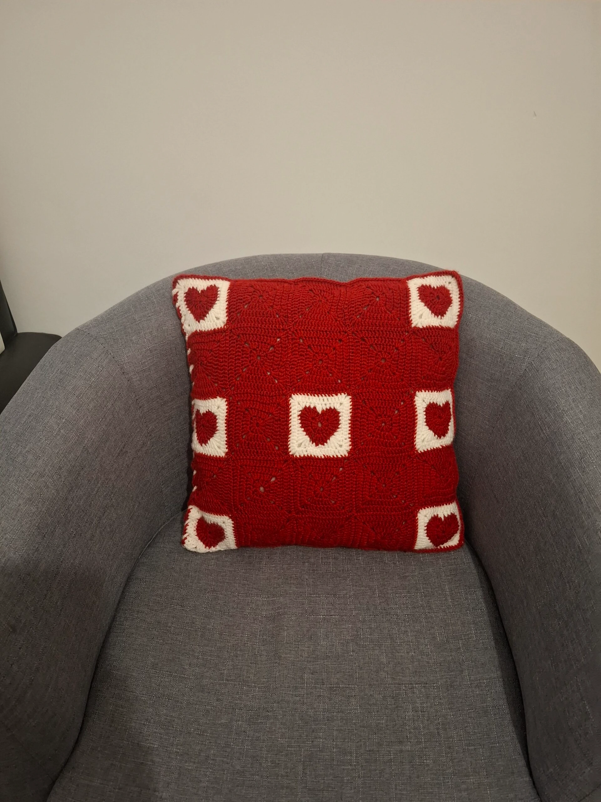 Coussin à motif coeurs - vue de dos